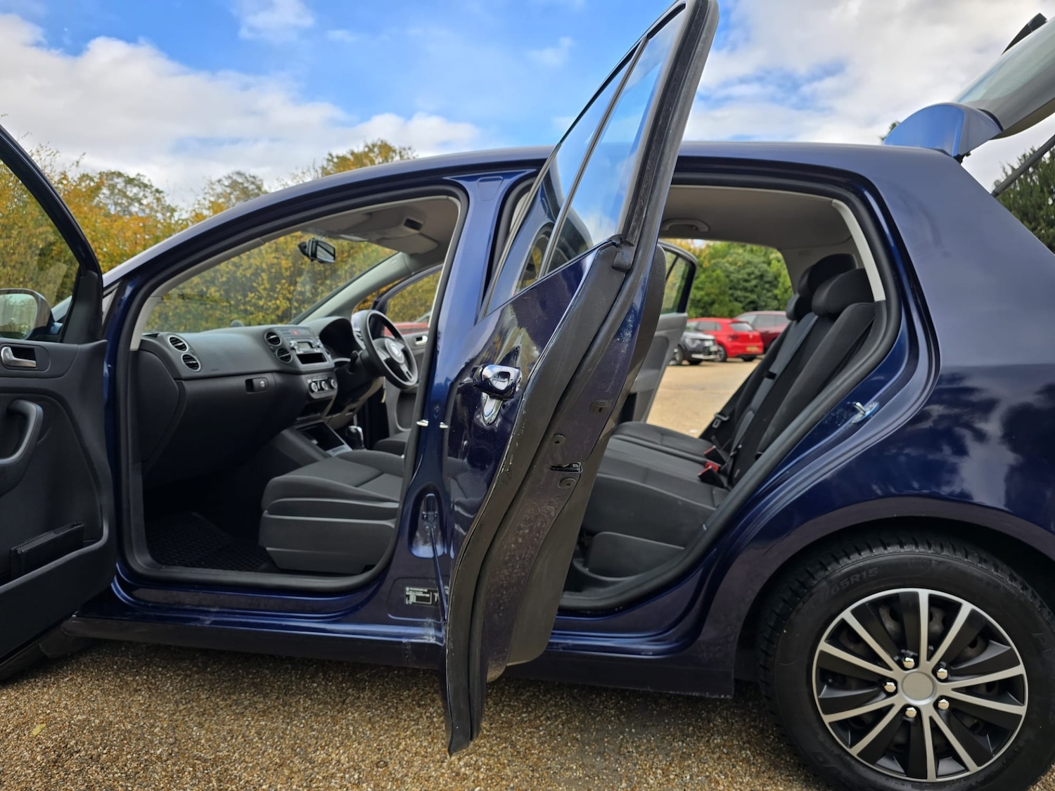 Used Volkswagen Golf Plus 2010 for sale - 76299330: Photo 21