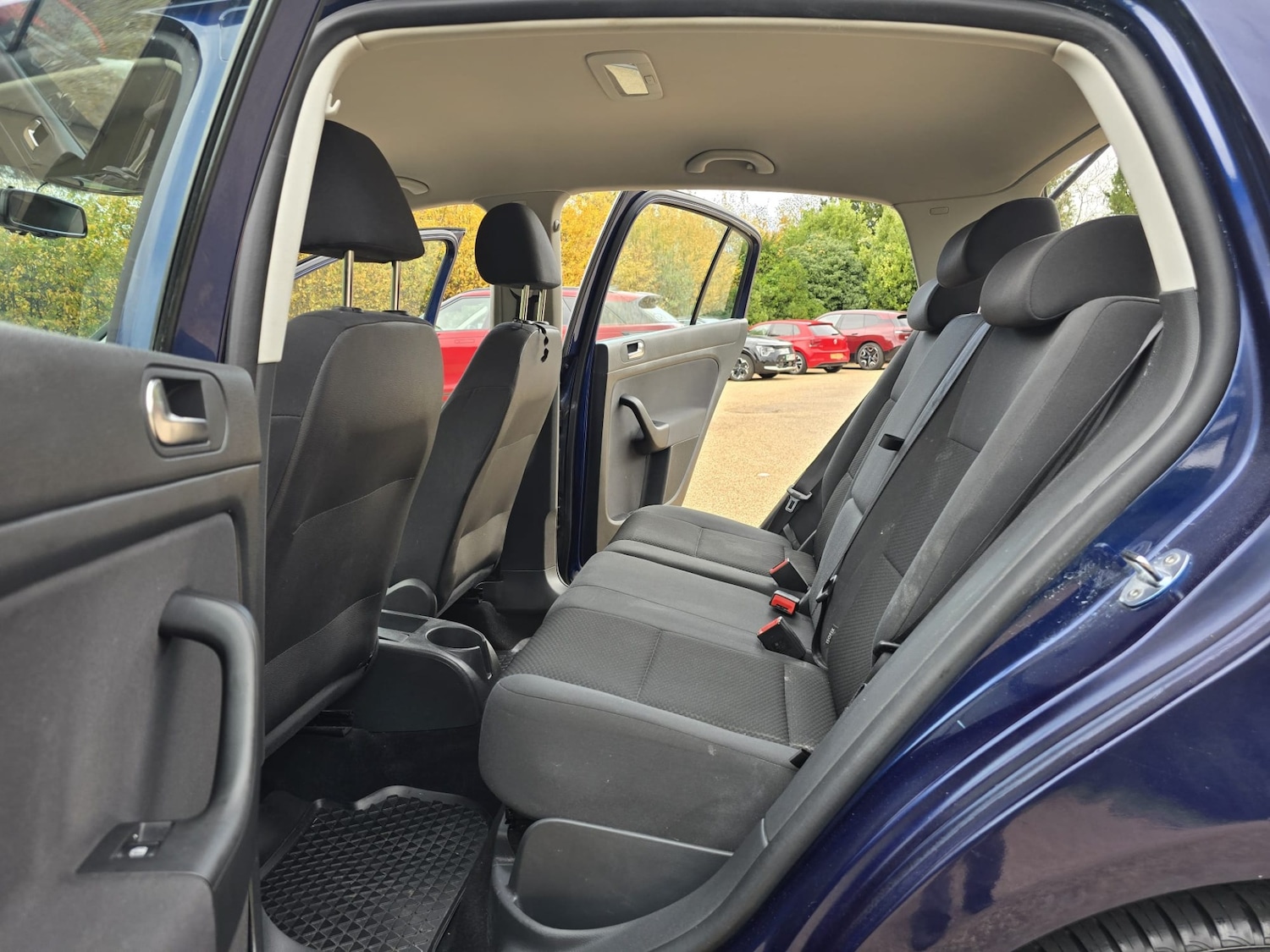 Used Volkswagen Golf Plus 2010 for sale - 76299330: Photo 22