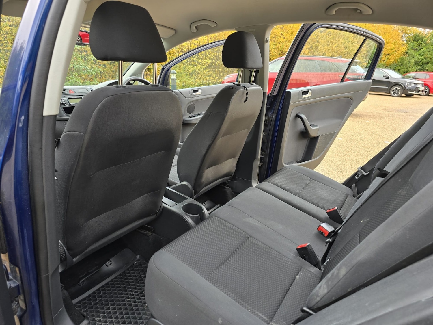 Used Volkswagen Golf Plus 2010 for sale - 76299330: Photo 24