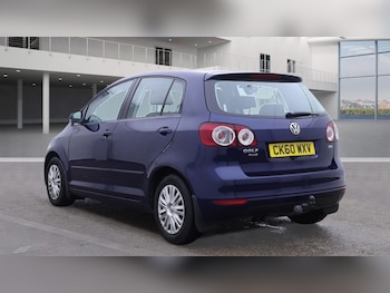 Used Volkswagen Golf Plus 2010 for sale - 76299330: Photo 2