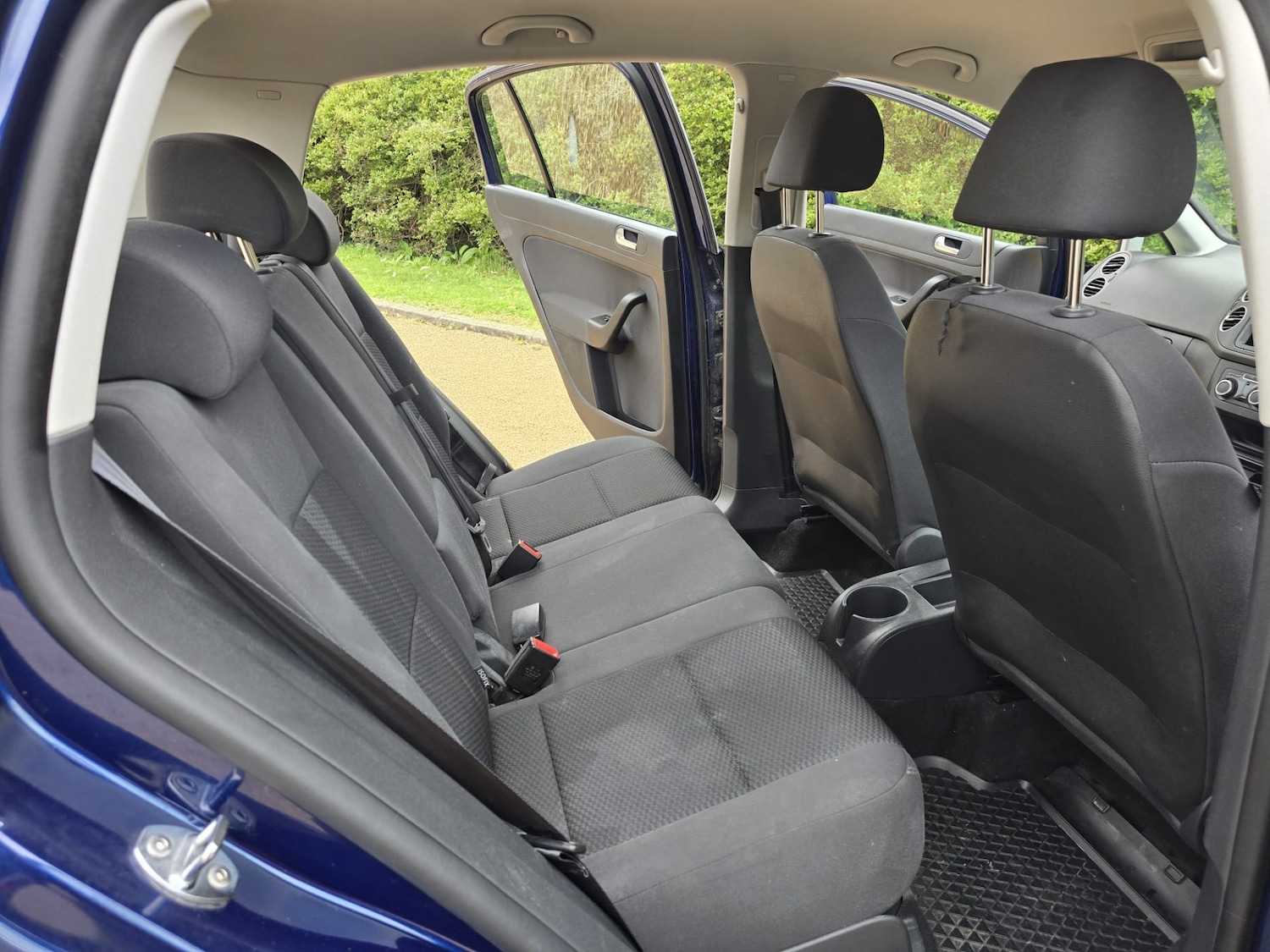 Used Volkswagen Golf Plus 2010 for sale - 76299330: Photo 33