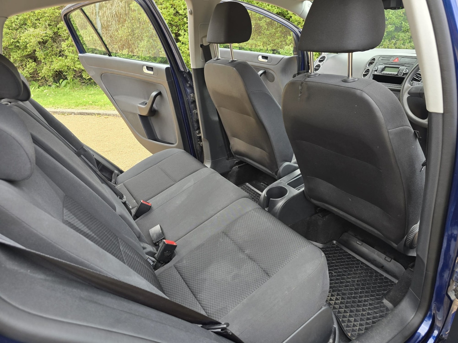 Used Volkswagen Golf Plus 2010 for sale - 76299330: Photo 34