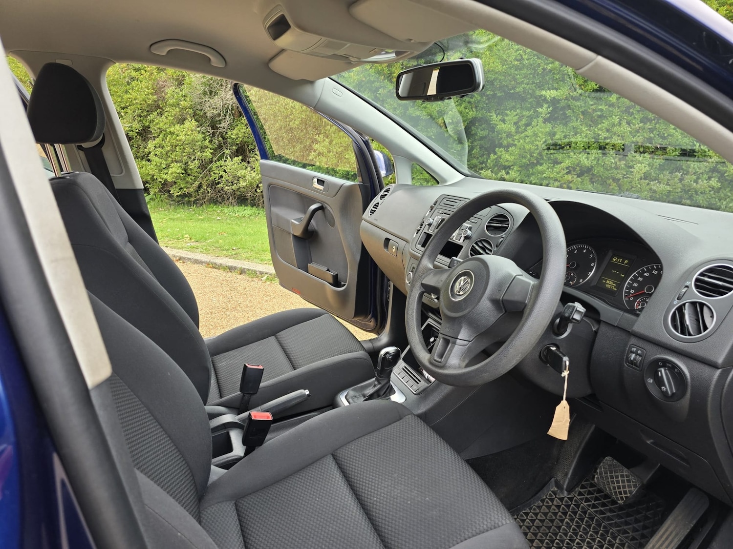 Used Volkswagen Golf Plus 2010 for sale - 76299330: Photo 38