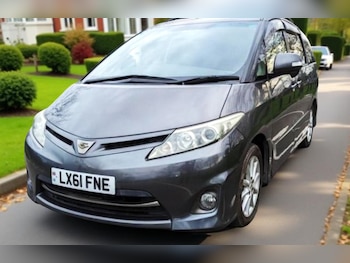 Used Toyota Estima 2012 for sale - 75613964: Photo