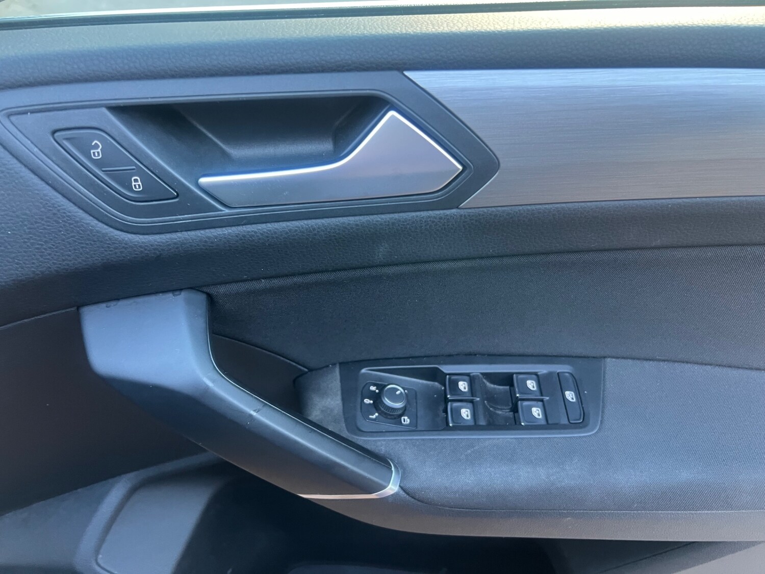 Used Volkswagen Touran 2017 for sale - 76120425: Photo 24