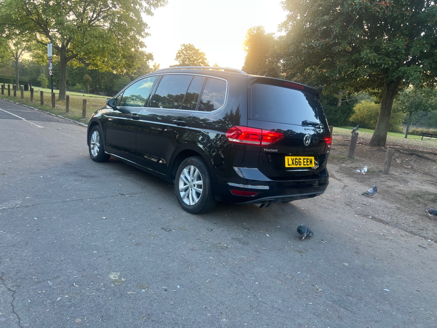 Used Volkswagen Touran 2017 for sale - 76120425: Photo 6