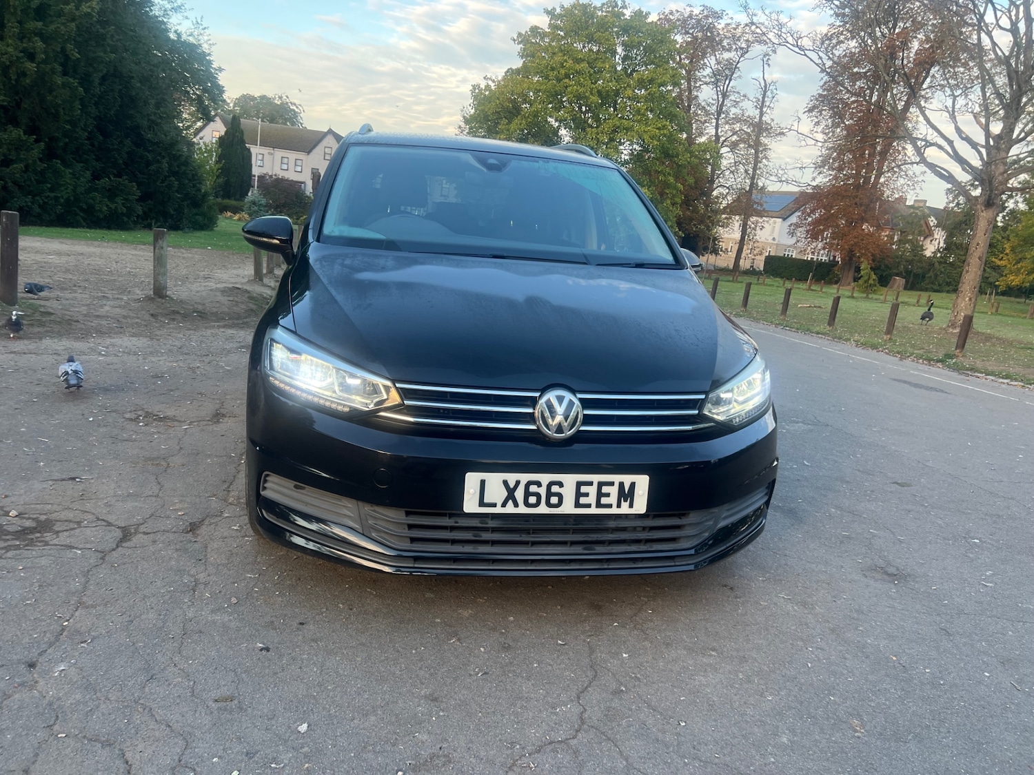 Used Volkswagen Touran 2017 for sale - 76120425: Photo 8