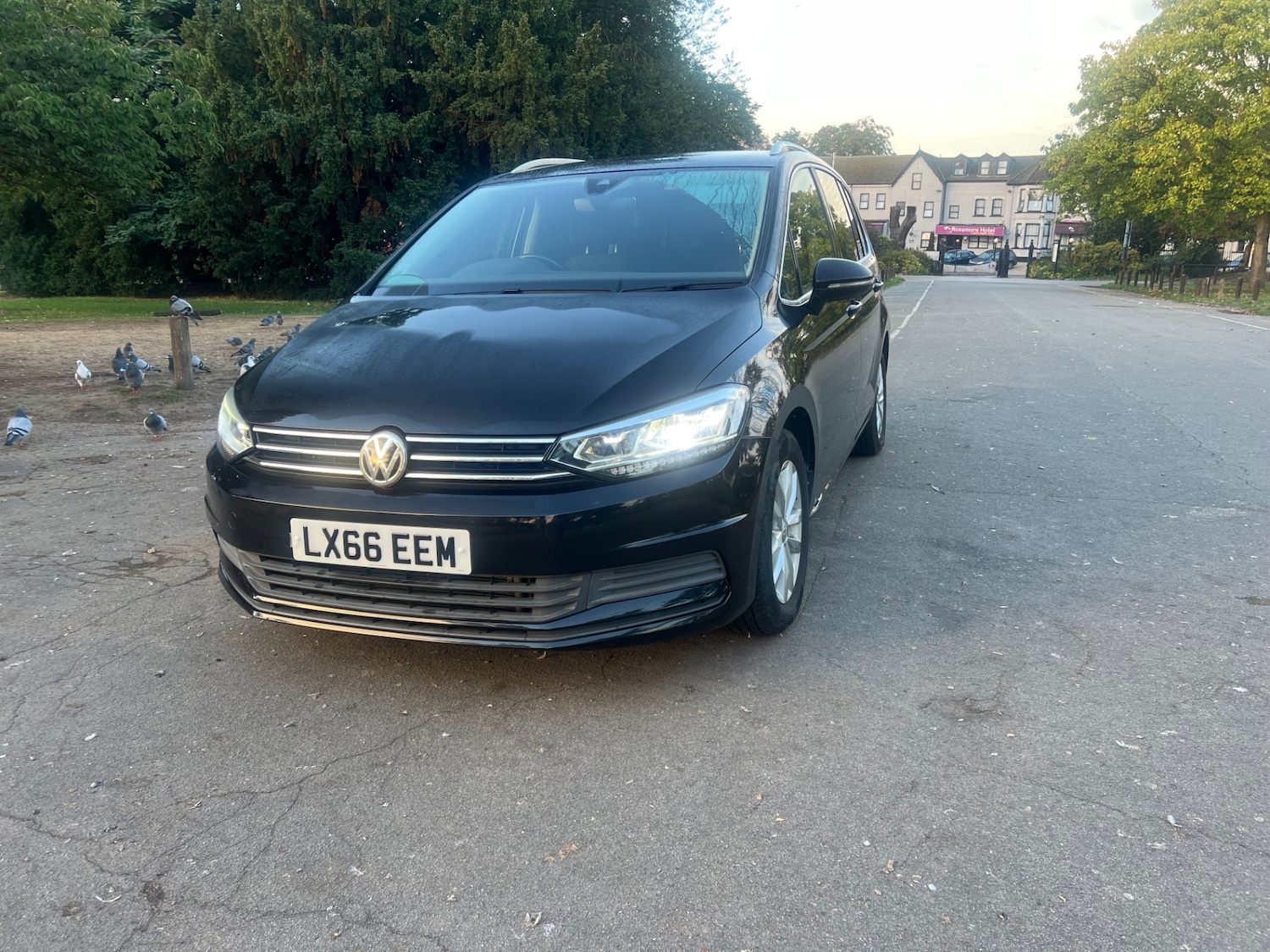 Used Volkswagen Touran 2017 for sale - 76120425: Photo 9