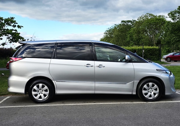 Used Toyota Estima 2017 for sale - 74557059: Photo 11