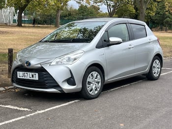 Used Toyota Vitz 2017 for sale - 79806429: Photo