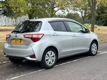 Used Toyota Vitz 2017 for sale - 79806429: Photo
