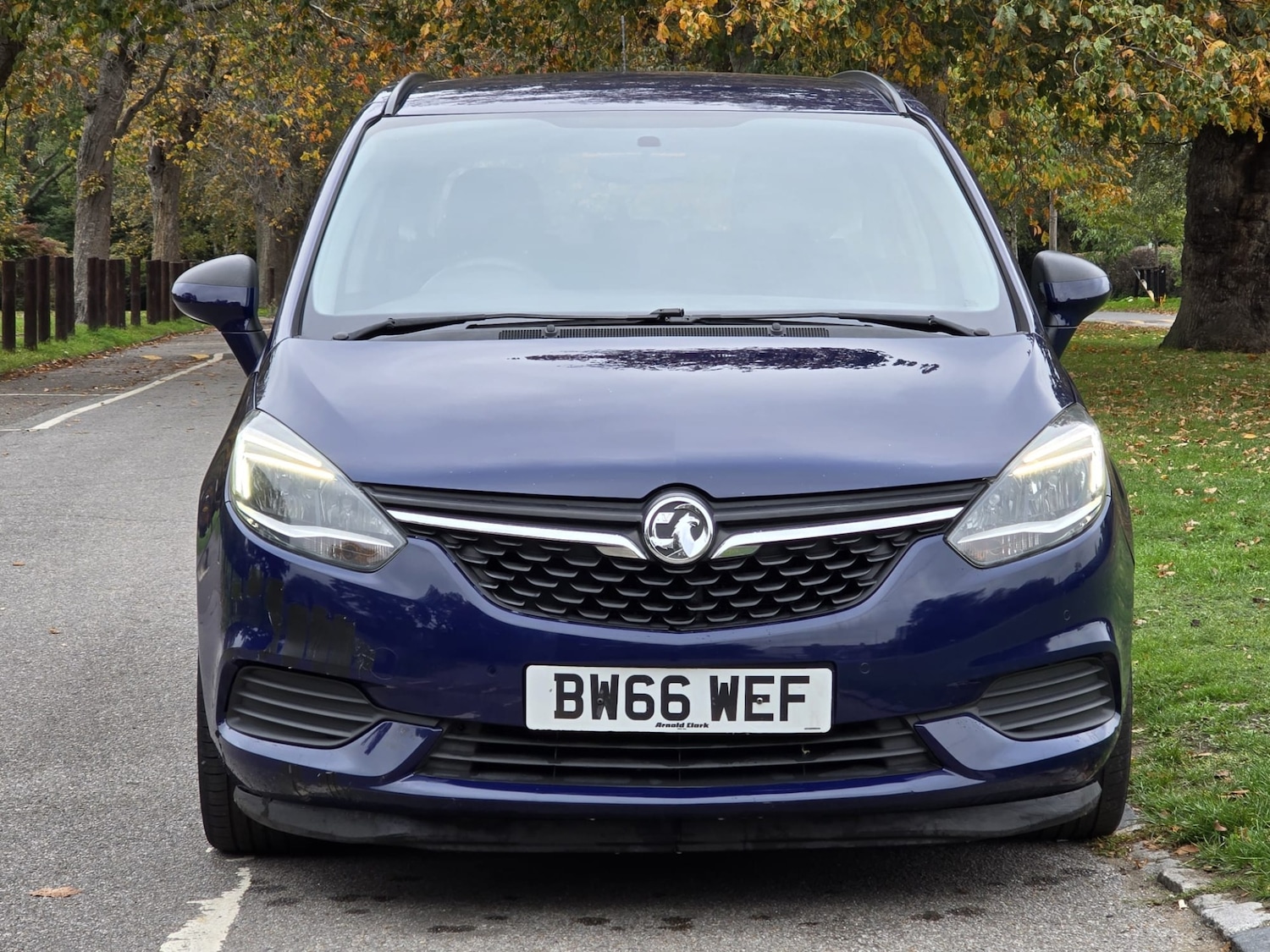 Used Vauxhall Zafira 2017 for sale - 76221616: Photo 11