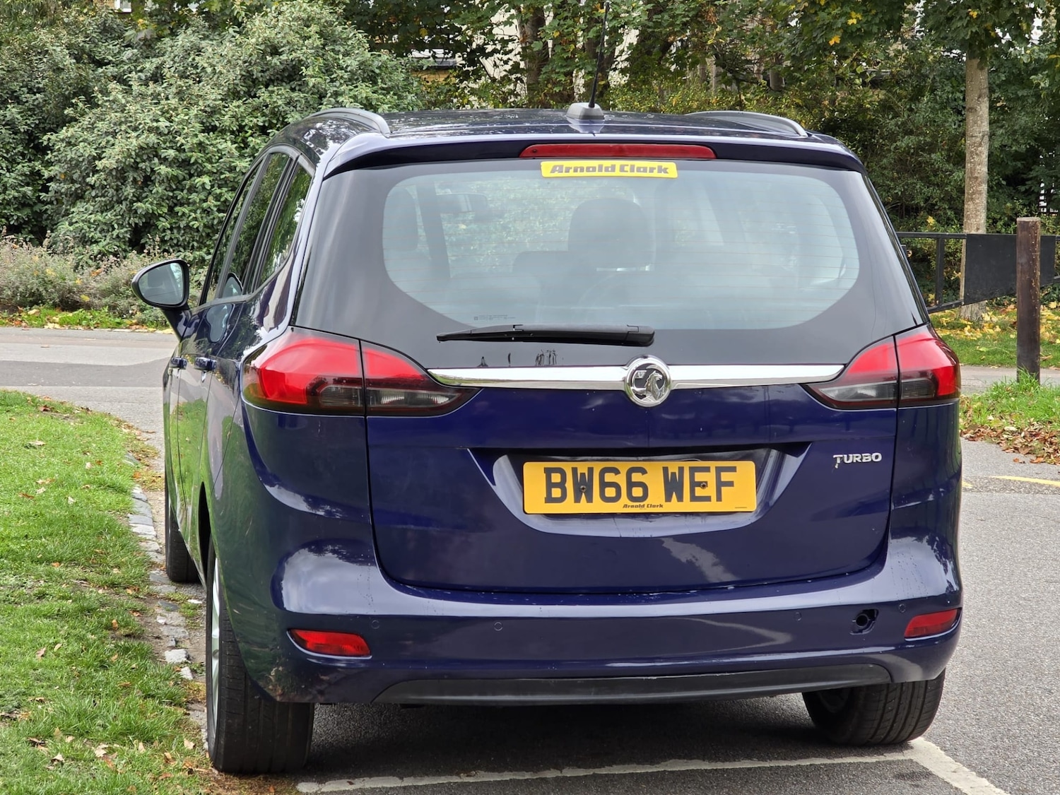Used Vauxhall Zafira 2017 for sale - 76221616: Photo 19