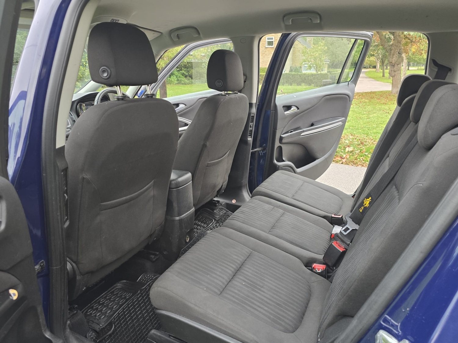 Used Vauxhall Zafira 2017 for sale - 76221616: Photo 30