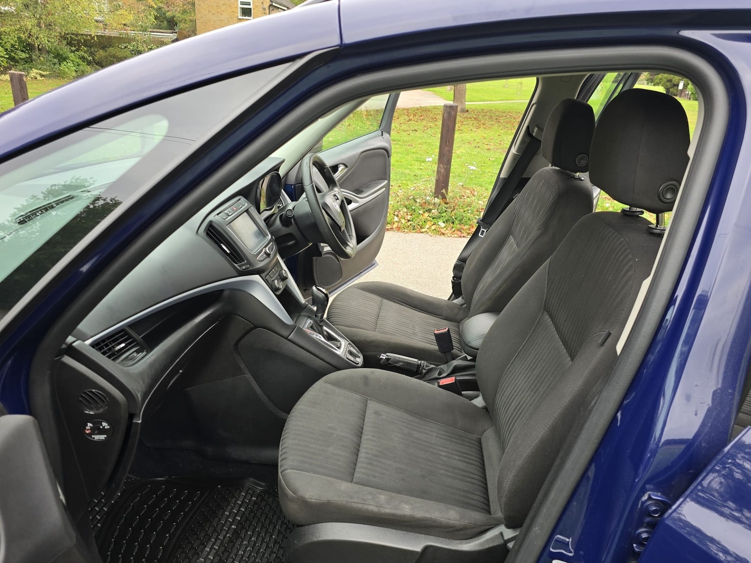 Used Vauxhall Zafira 2017 for sale - 76221616: Photo 33