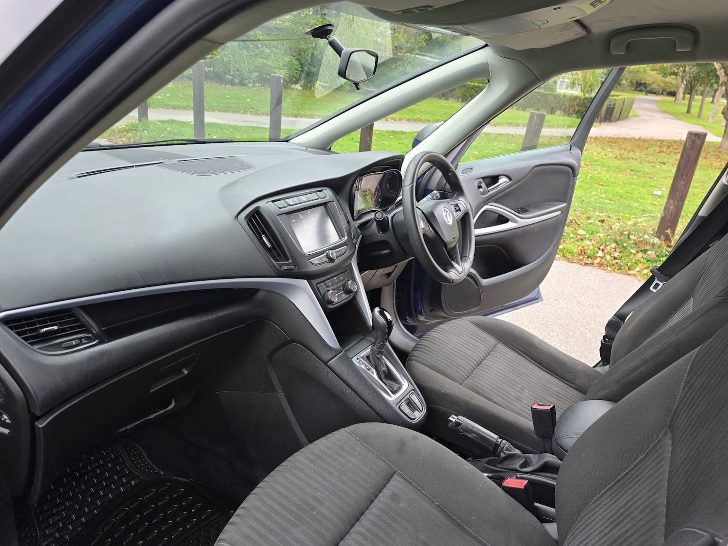 Used Vauxhall Zafira 2017 for sale - 76221616: Photo 34