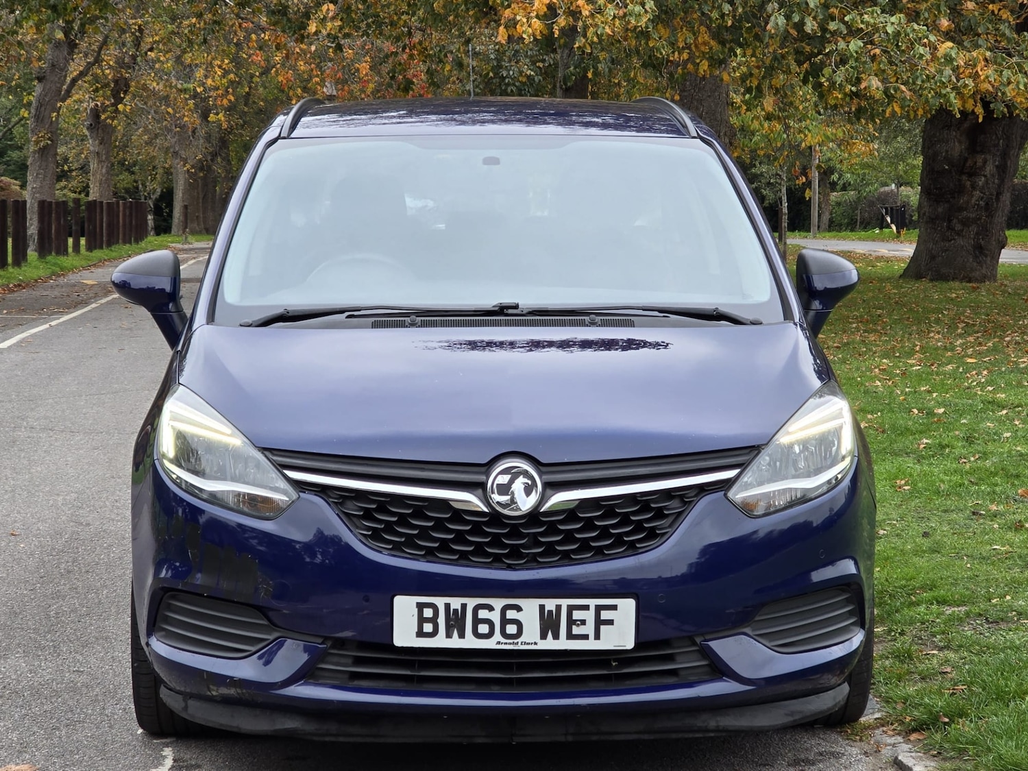 Used Vauxhall Zafira 2017 for sale - 76221616: Photo 4