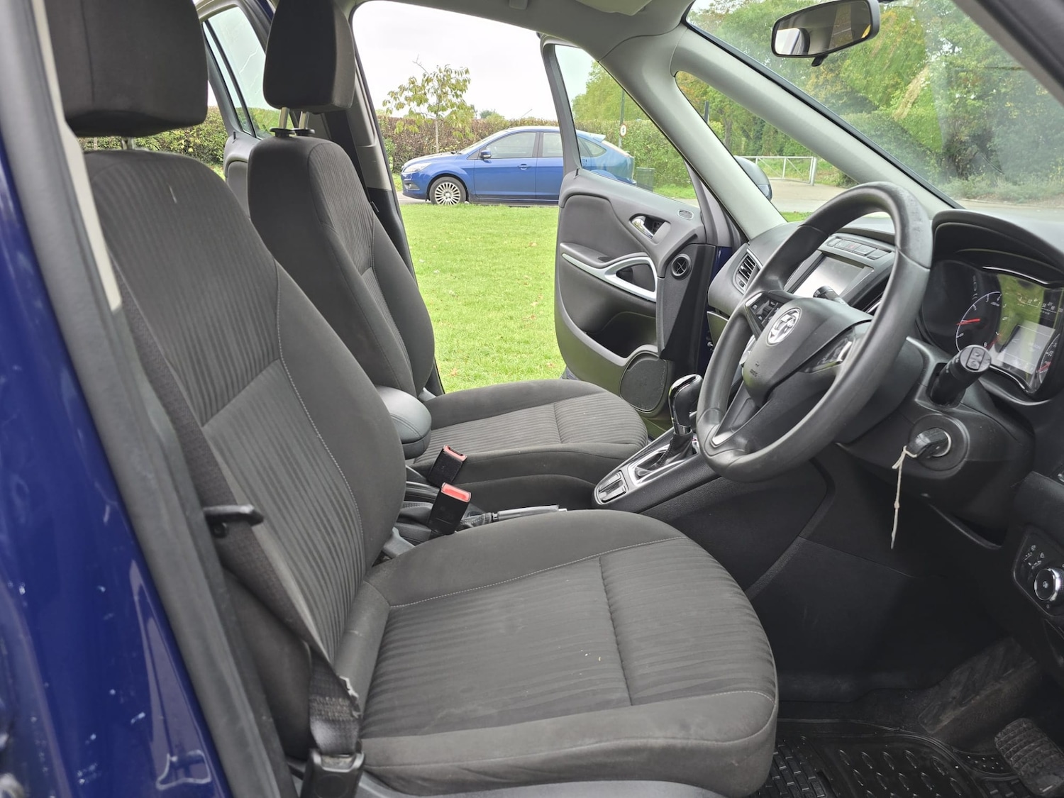 Used Vauxhall Zafira 2017 for sale - 76221616: Photo 41