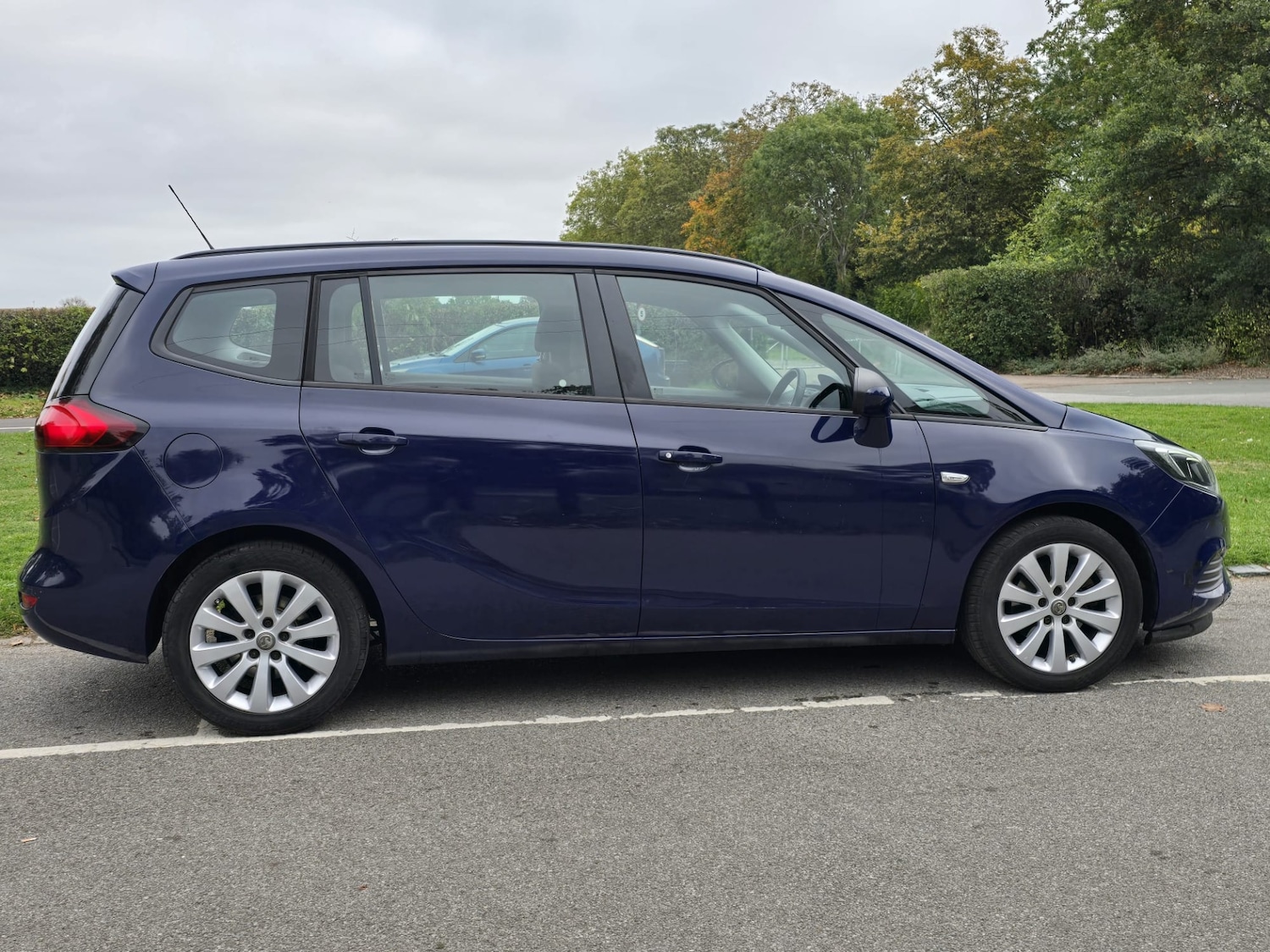Used Vauxhall Zafira 2017 for sale - 76221616: Photo 6
