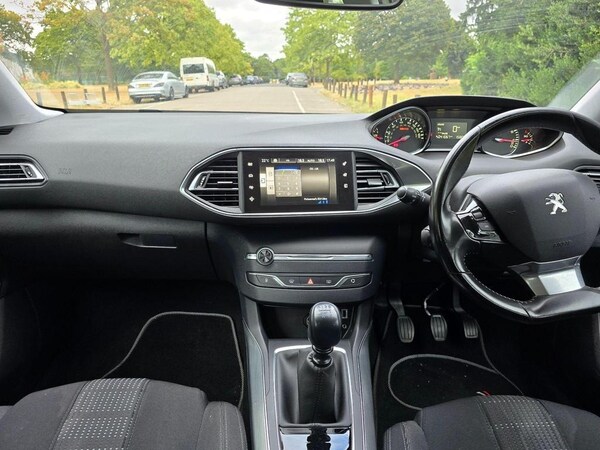 Used Peugeot 308 2015 for sale - 71957405: Photo 21