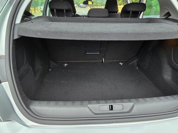 Used Peugeot 308 2015 for sale - 71957405: Photo 25