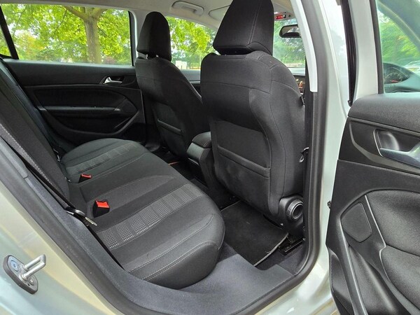 Used Peugeot 308 2015 for sale - 71957405: Photo 26