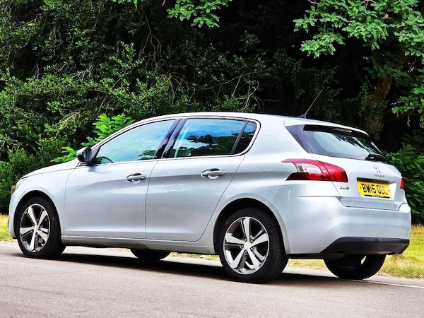 Used Peugeot 308 2015 for sale - 71957405: Photo 6