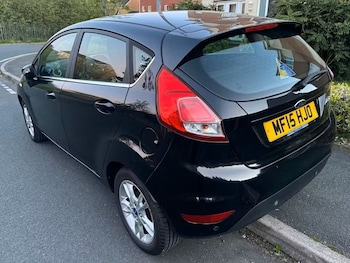 Used Ford Fiesta 2015 for sale - 78552842: Photo