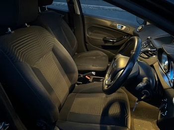 Used Ford Fiesta 2015 for sale - 78552842: Photo