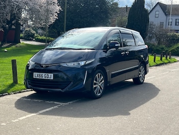 Used Toyota Estima 2017 for sale - 77822074: Photo