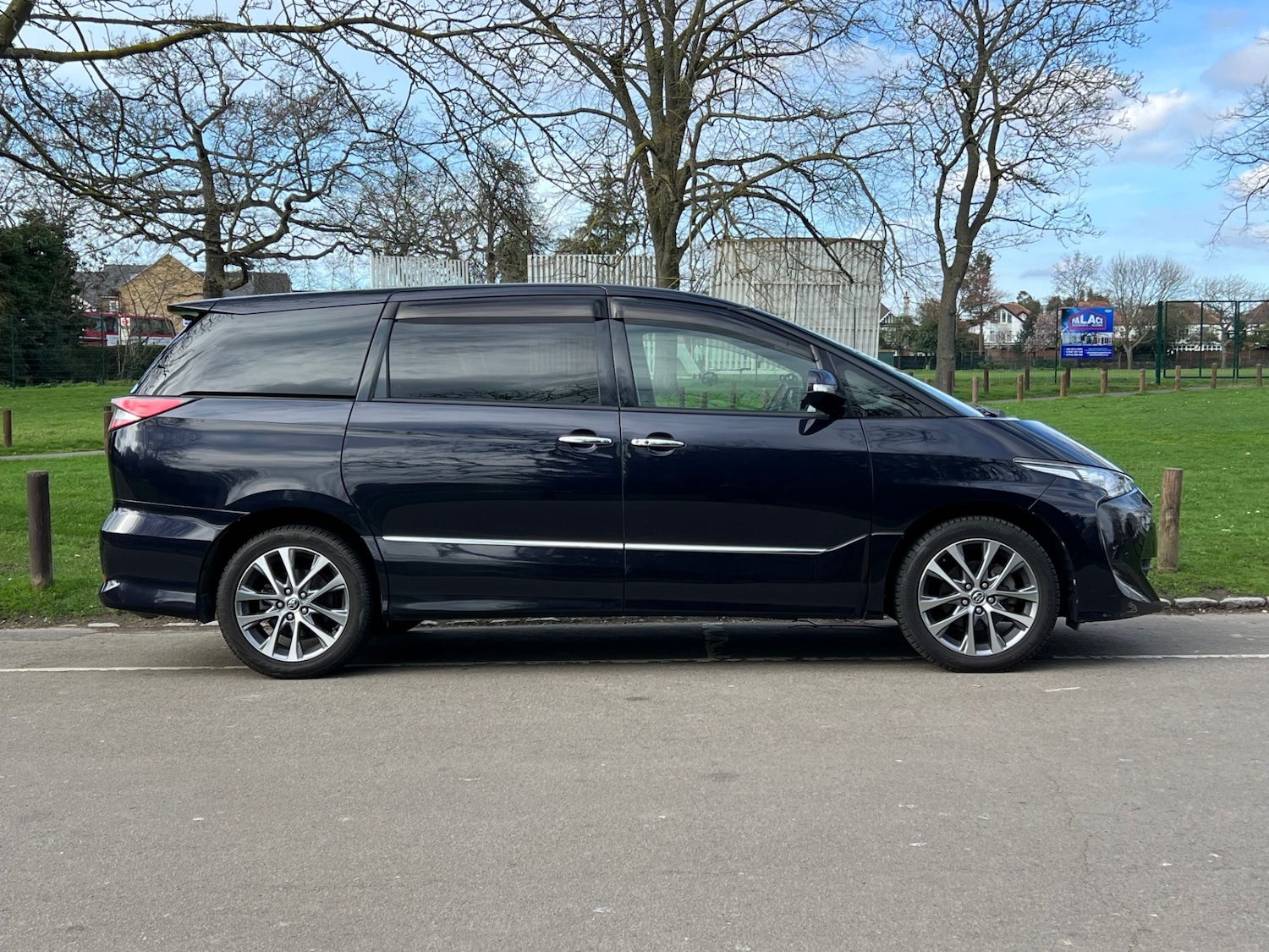Used Toyota Estima 2017 for sale - 77822074: Photo 20