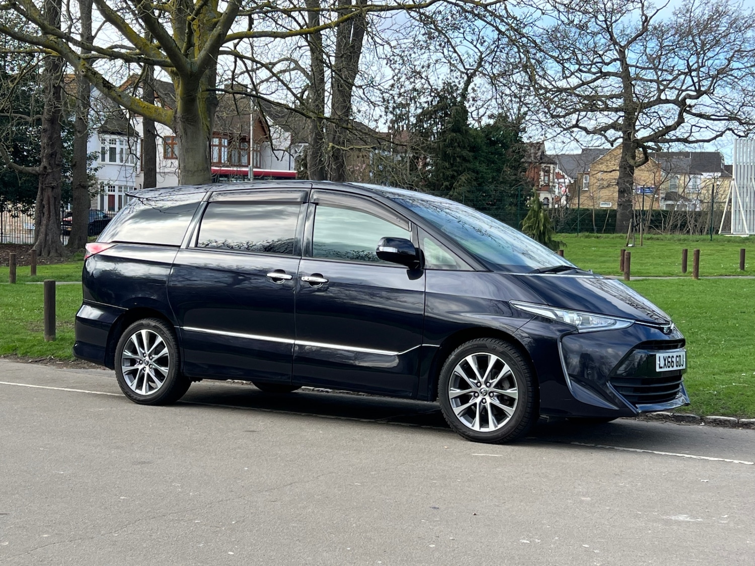Used Toyota Estima 2017 for sale - 77822074: Photo 34