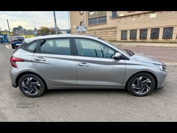 Used Hyundai i20 2022 for sale - 74082623: Photo
