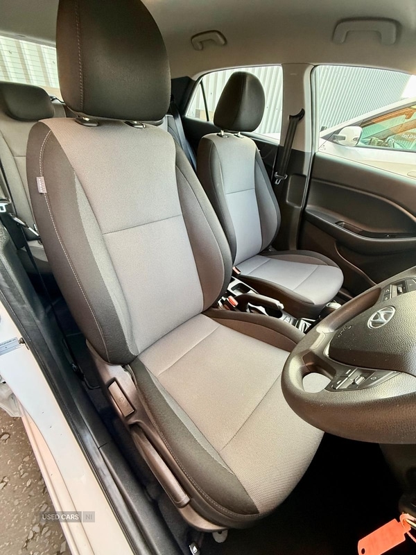 Used Hyundai i20 2020 for sale - 76998144: Photo 15