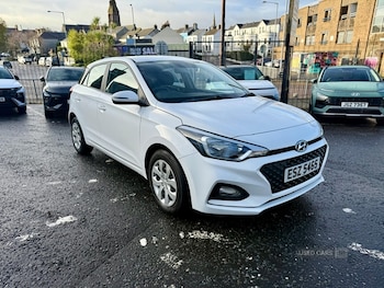 Used Hyundai i20 2020 for sale - 76998144: Photo