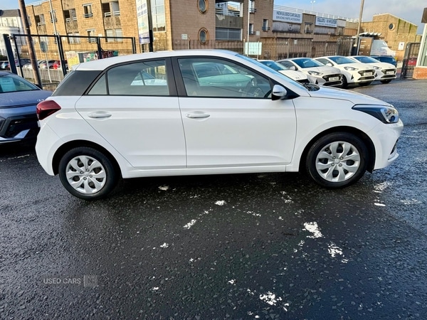 Used Hyundai i20 2020 for sale - 76998144: Photo 3