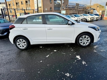 Used Hyundai i20 2020 for sale - 76998144: Photo
