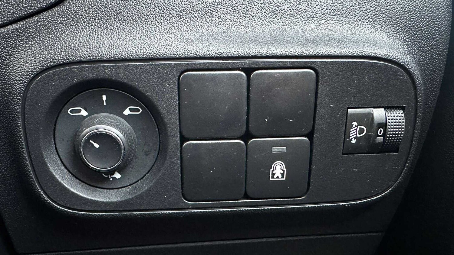 Used Citroen C3 2023 for sale - 77858667: Photo 11