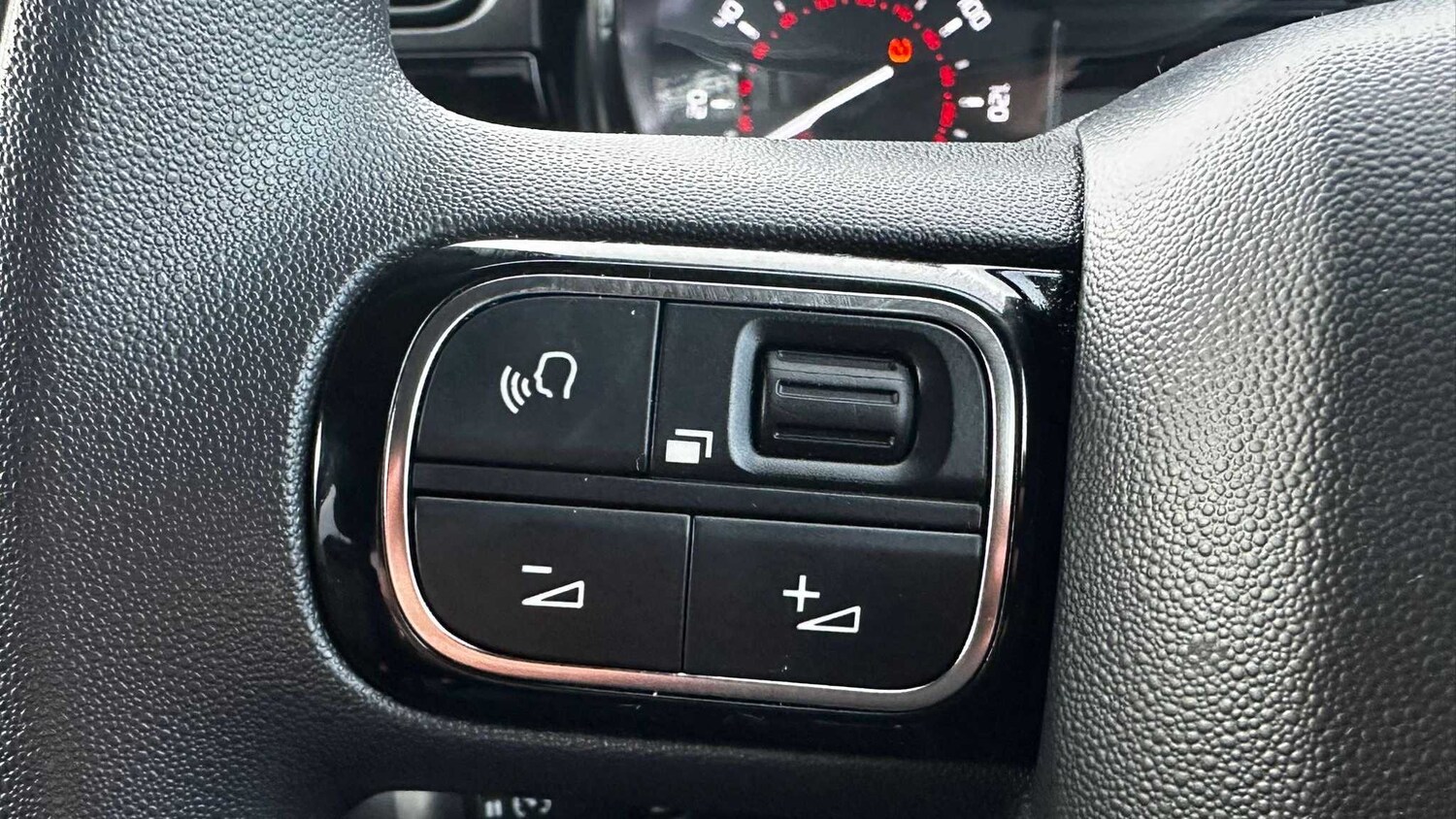 Used Citroen C3 2023 for sale - 77858667: Photo 12