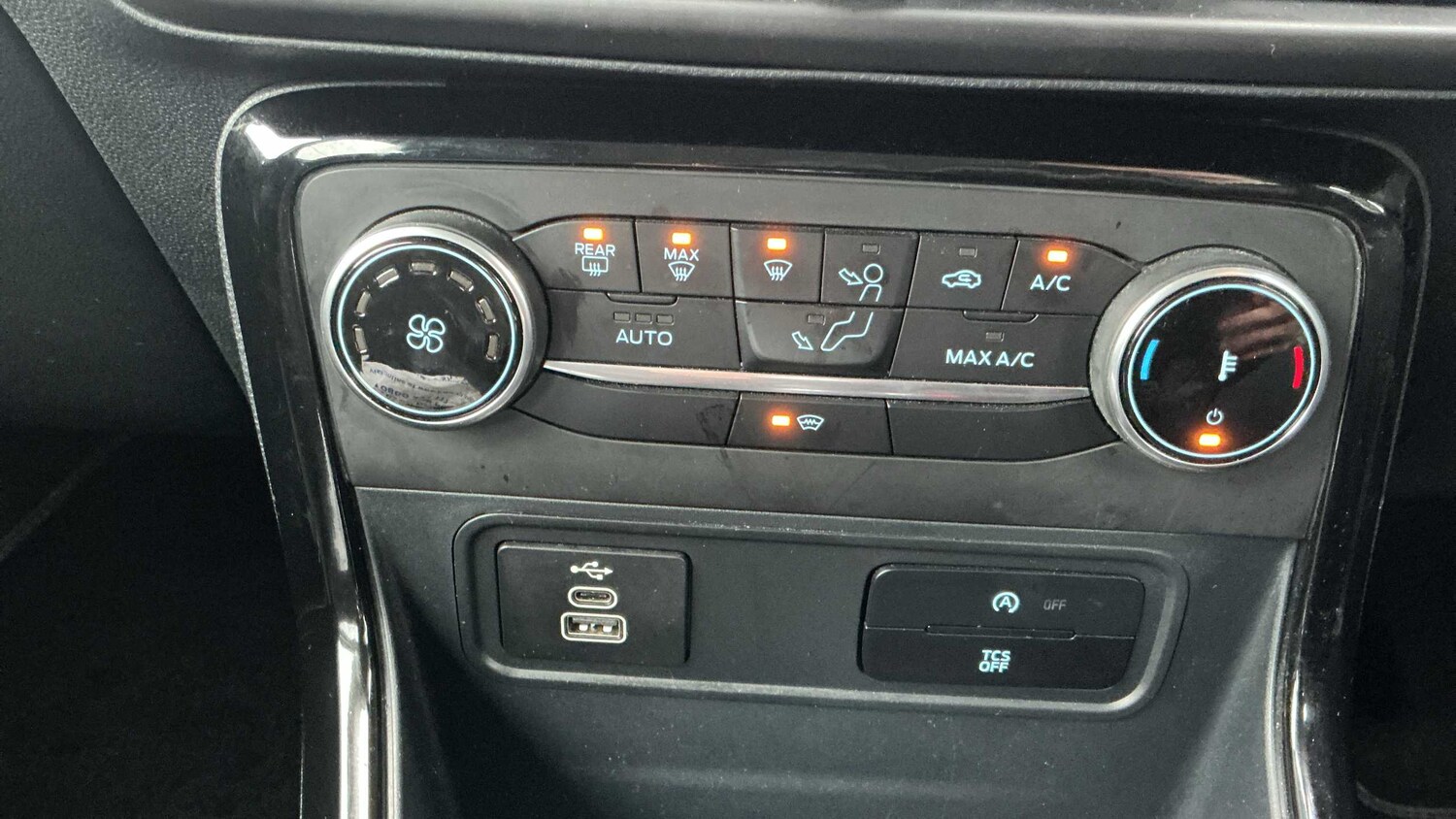 Used Ford Ecosport for sale - 77862072: Photo 17