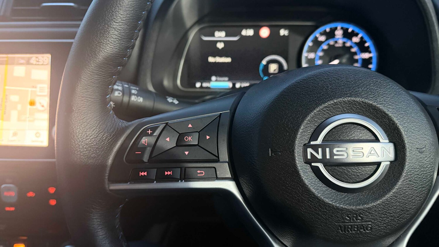 Used Nissan Leaf for sale - 77860174: Photo 10