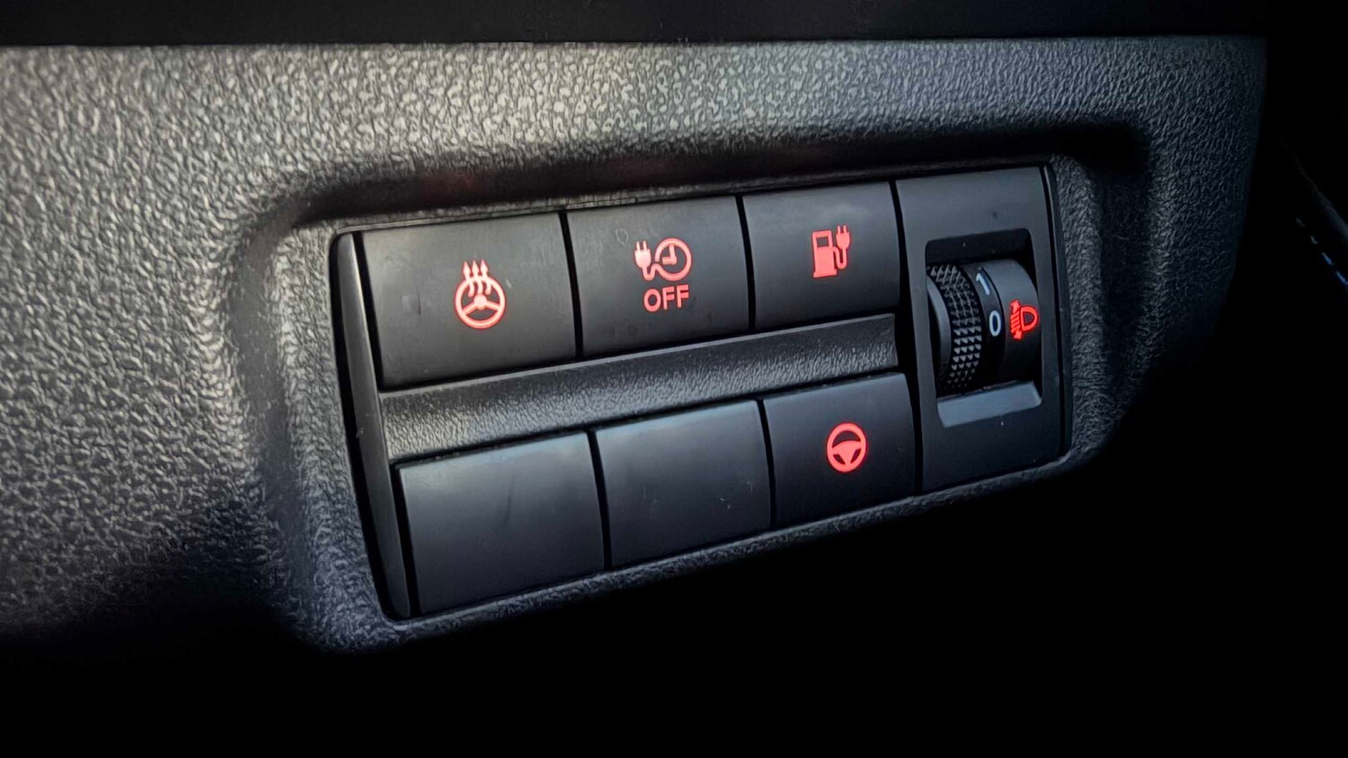 Used Nissan Leaf for sale - 77860174: Photo 19