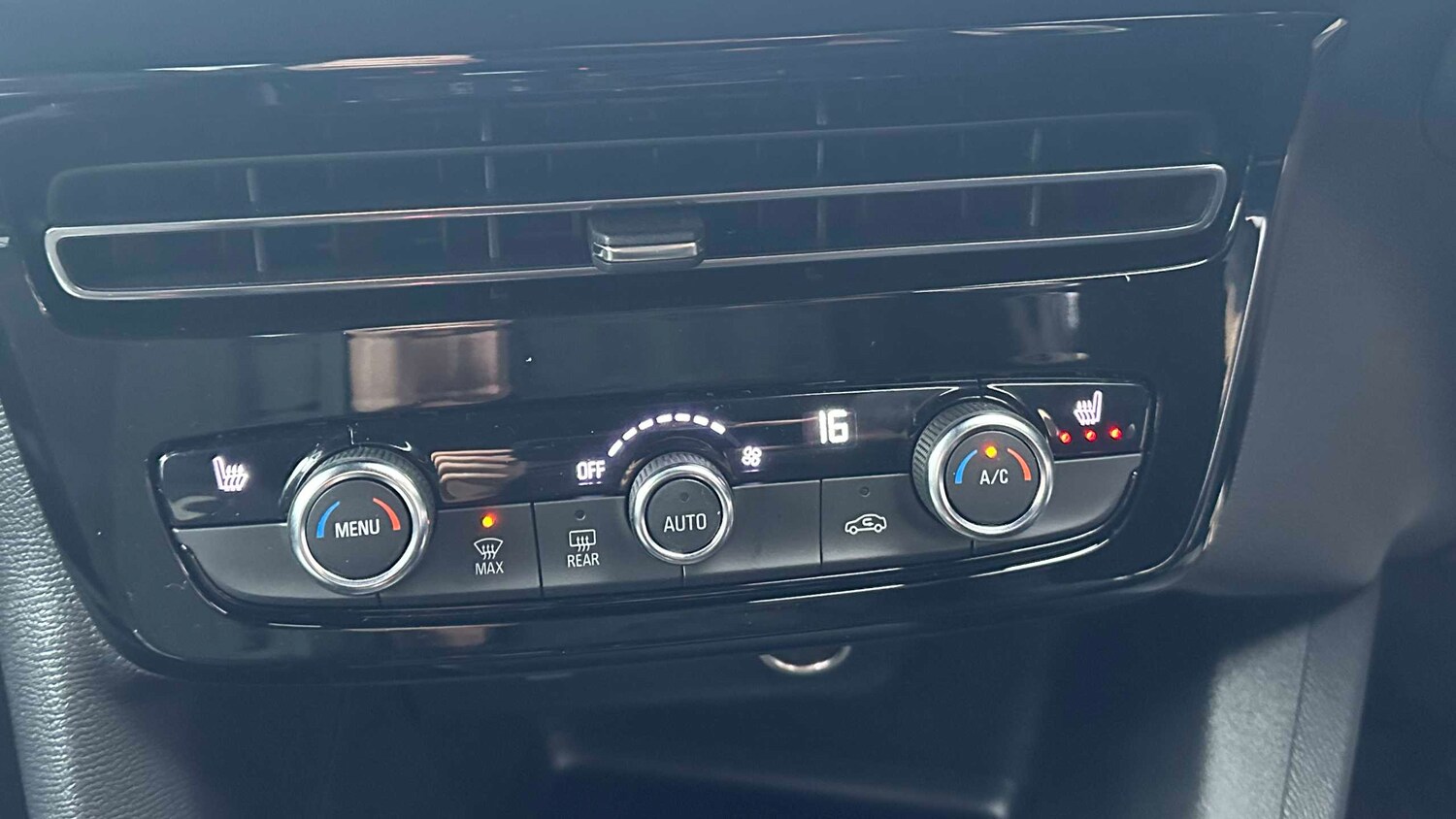 Used Vauxhall Mokka 2025 for sale - 77858231: Photo 11