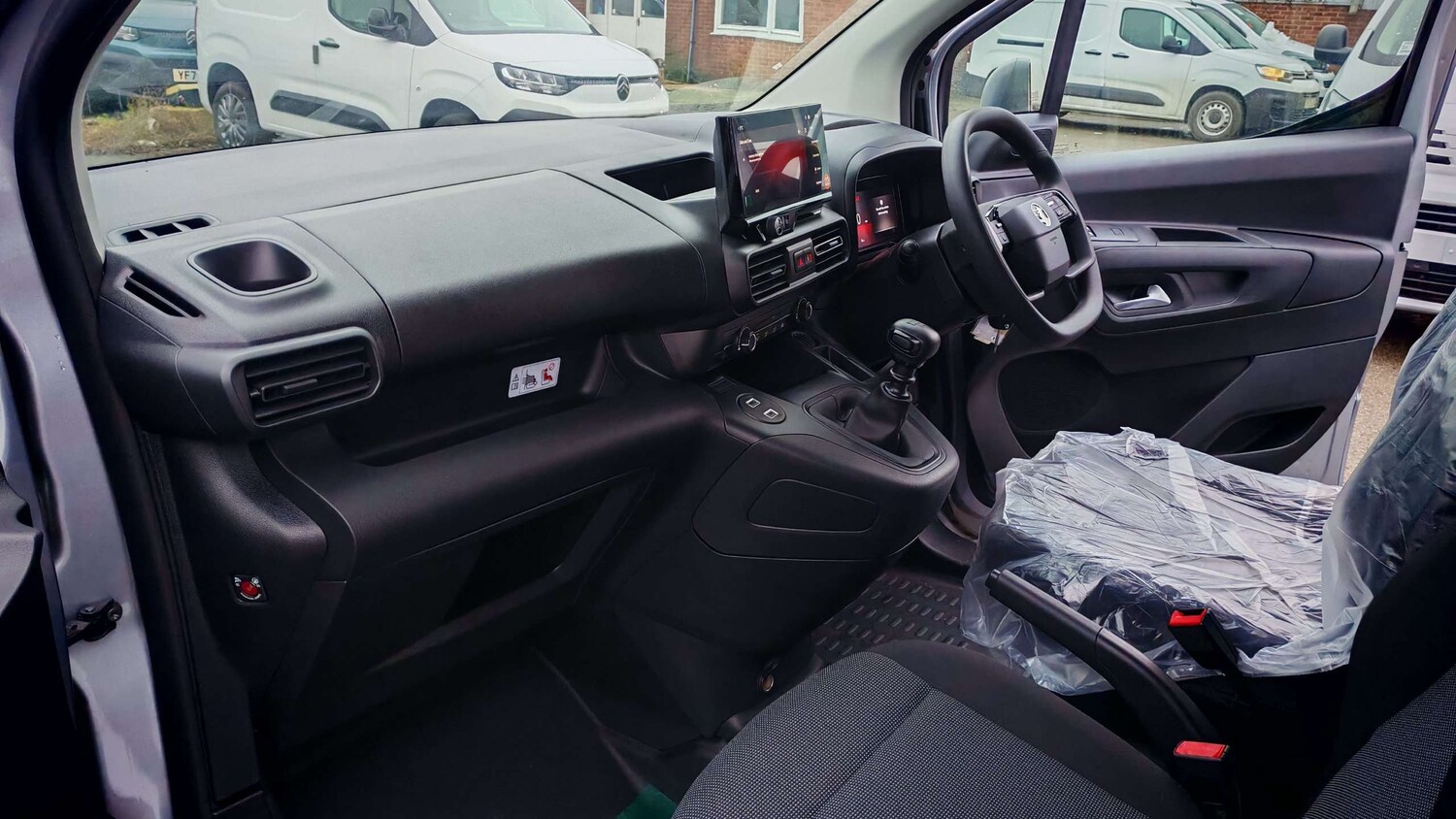 Used Vauxhall Combo 2025 for sale - 77859072: Photo 4