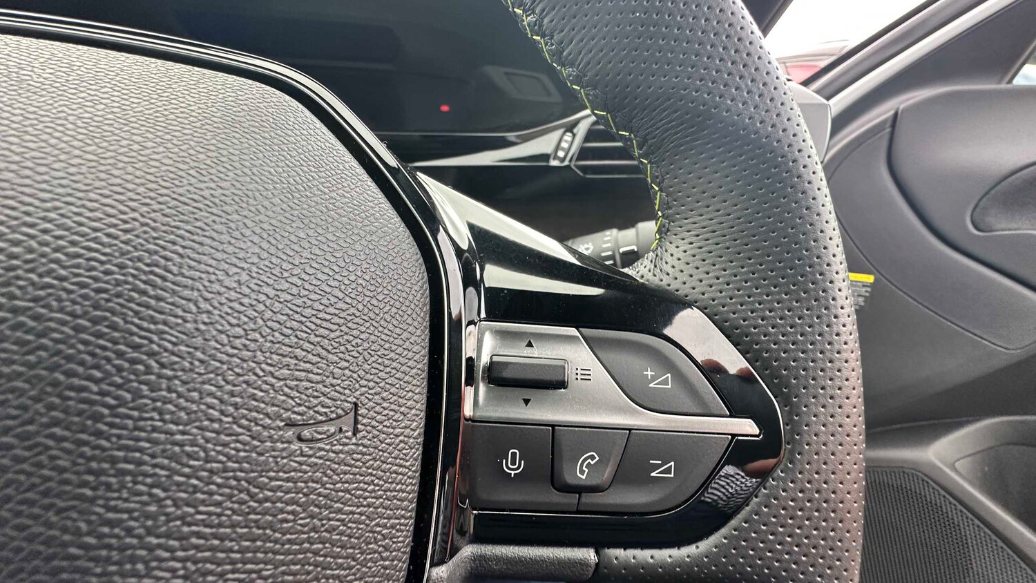 Used Peugeot 408 2024 for sale - 77859613: Photo 28