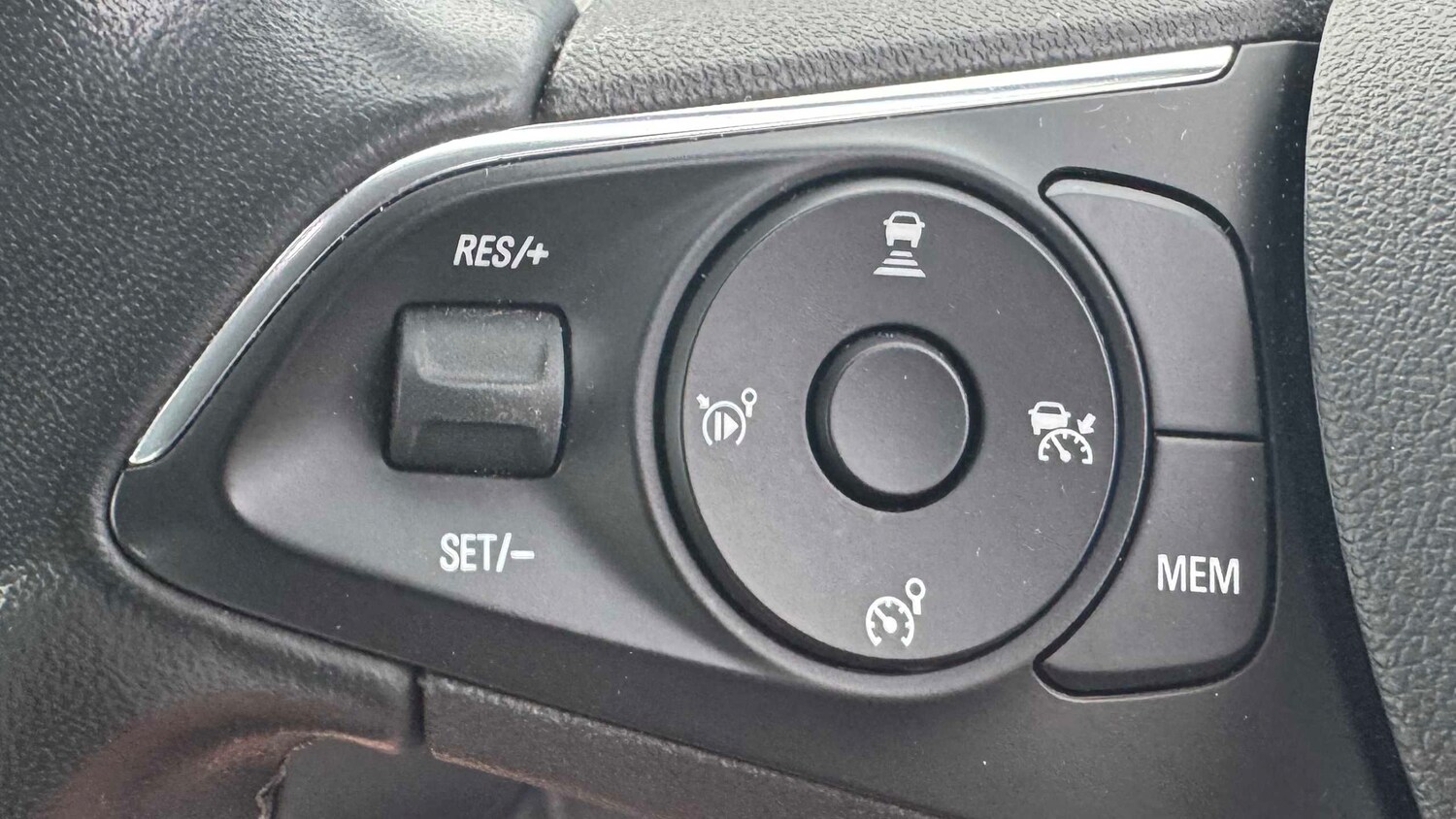 Used Vauxhall Mokka for sale - 77861267: Photo 11