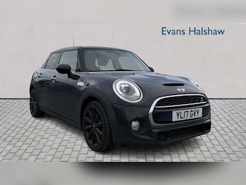 Used MINI Hatch 2017 for sale - 79095989: Photo