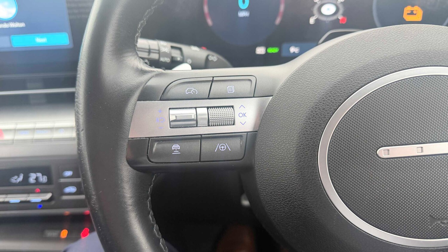 Used Hyundai KONA 2024 for sale - 77858093: Photo 12