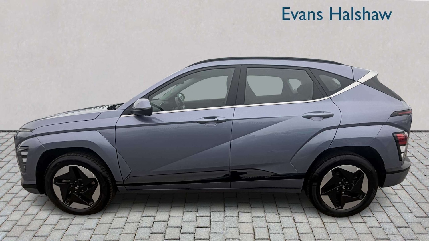 Used Hyundai KONA 2024 for sale - 77858093: Photo 3