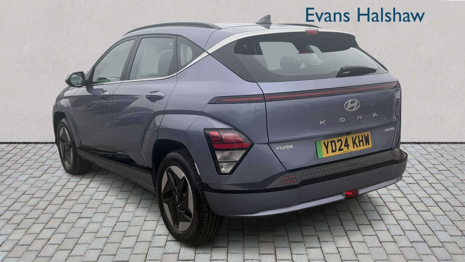 Used Hyundai KONA 2024 for sale - 77858093: Photo 4